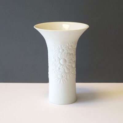 larger-rosenthal-daisy-bisque-vase-4