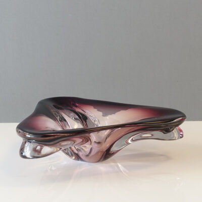 sklo-union-rosice-czech-art-glass-tricorn-bowl