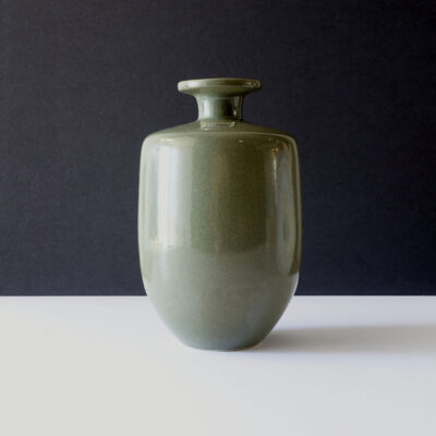 royal-haeger-ceramic-narrow-neck-vase