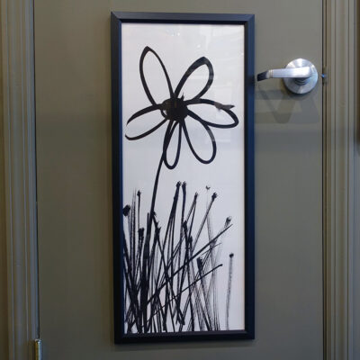 lopez-daisy-12x30-narrow-black-frame