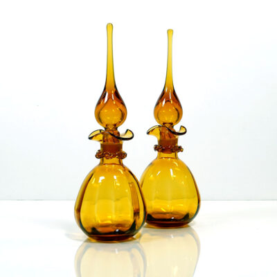 flame-stopper-amber-decanter-ruffle-collar