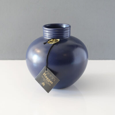 haeger-matte-blue-urn-style-vase