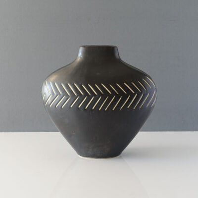 matte-black-incised-pattern-modernist-vase