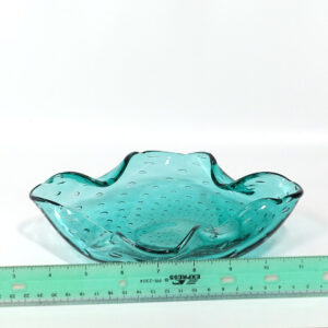 murano-controlled-bubble-pinched-aqua-bowl