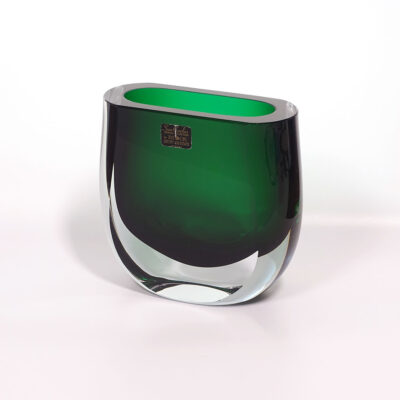 block-argentina-green-crystal-vase