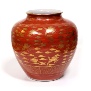 Asian Urn Peacock Cloud Pattern