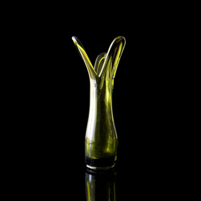 3-lobed-green-blown-glass-vase