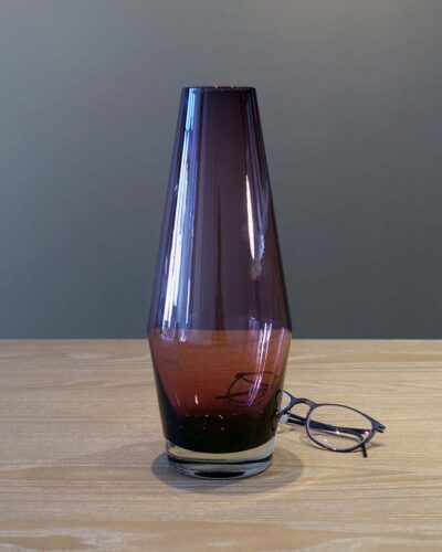 2018-054-Riihimaki-Tapered-Violet-Glass-Vase