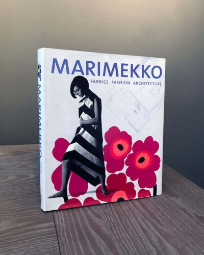 2018-208-marimekko-book