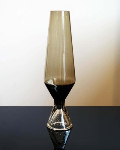 2018-399-Italian-Rocket-Hourglass-Controlled-Bubble-Midcentury-Vase