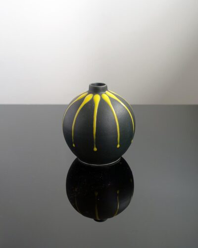 2018-425-Fat-Lava-Black-Yellow-Drip-Glaze-Orb-Shape-Weed-Pot-Feelie-Bud-Vase