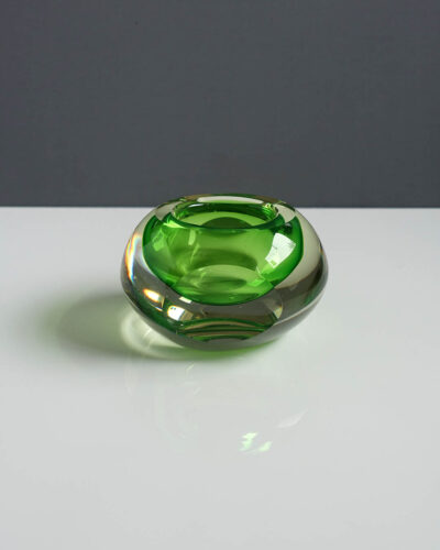 green-sommerso-glass-block-vase-01