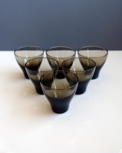 scandinavian-cordial-shot-glasses-02