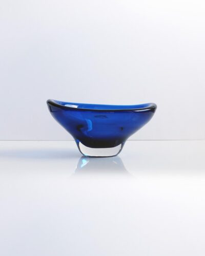 murano-cobalt-blue-biomorphic-bowl-5