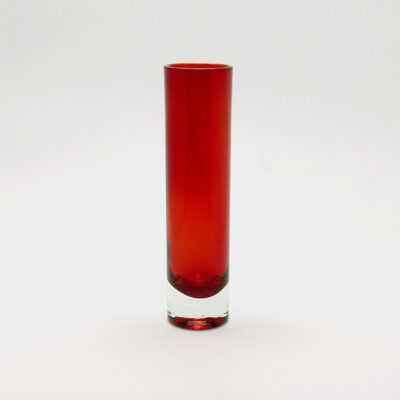 red-aseda-style-chimney-blown-glass-bud-vase