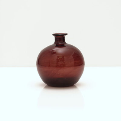 small-round-blown-glass-amethyst-bud-vase