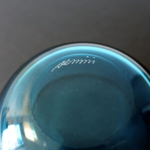 venini-blue-finger-bowl-signature