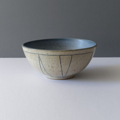 rv-blue-interior-oatmeal-lines-exterior-bowl