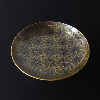 denmark-swirly-op-art-bent-glass-platter