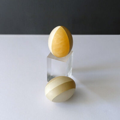 marble-egg-white-gray-amber-stripe2