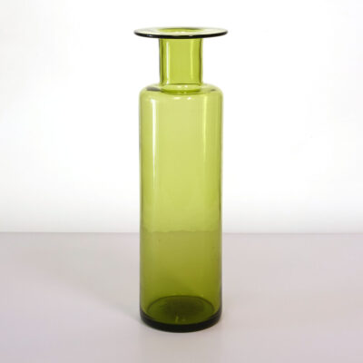 blown-glass-pillar-vase-flat-top