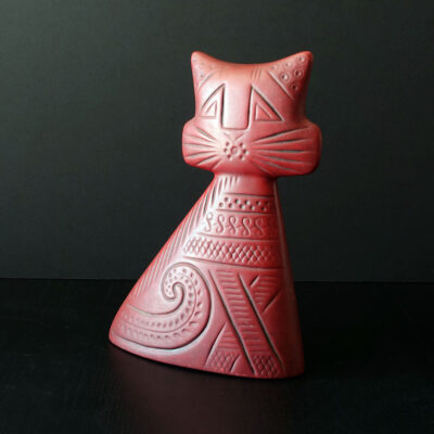 hedi-schoop-red-turnabout-cat-14