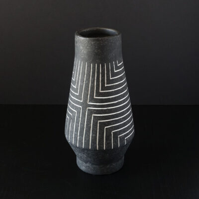 black-white-sgraffito-earthenware-vase