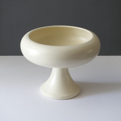 haeger-off-white-pedestal-compote-centerpiece-1