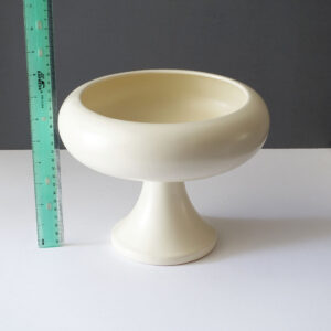 haeger-off-white-pedestal-compote-centerpiece-1