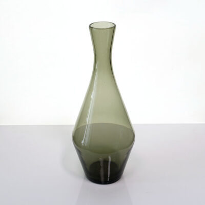 angular-nordic-style-glass-vase-1