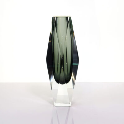 murano-large-gray-faceted-block-vase