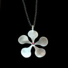 flower-pendant-garnet-cabochon