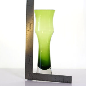 green-sommerso-riihimaki-bud-vase