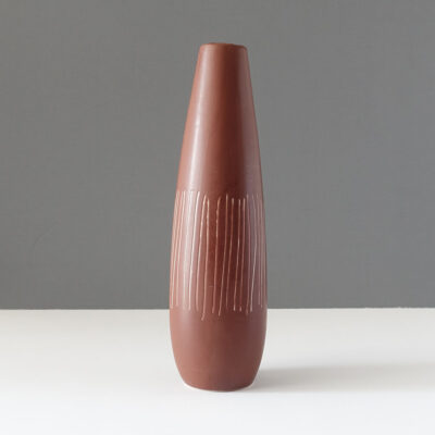 contemporary-sgraffito-bullet-vase