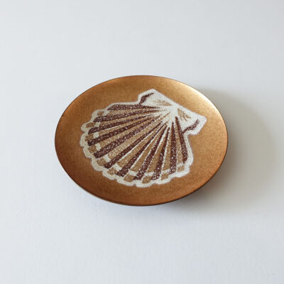 annemarie-davidson-scallop-design-coaster