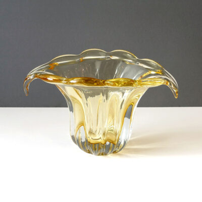 murano-yellow-pulled-scalloped-crystal-vase