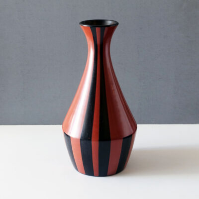 chulucanas-peru-tall-striped-vase