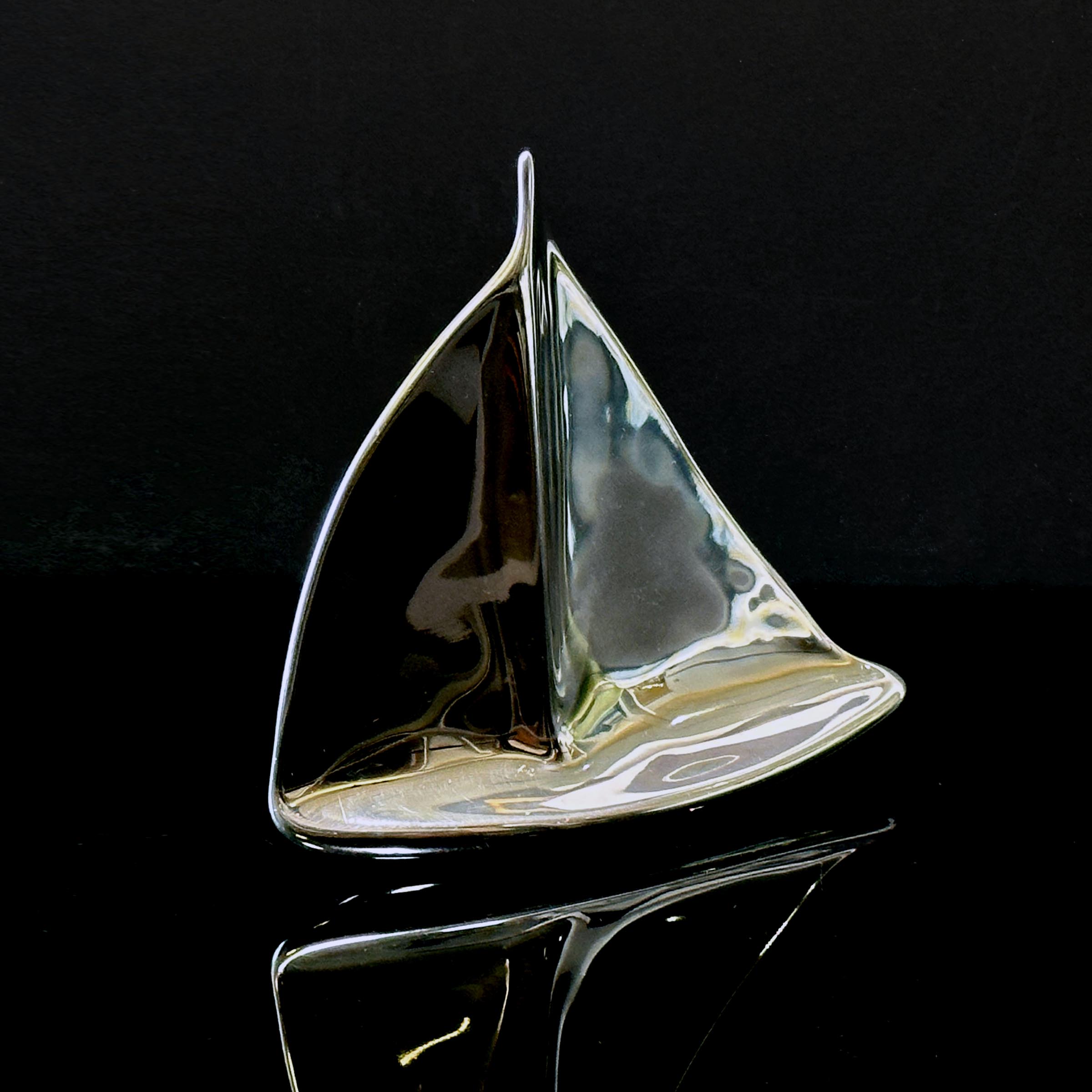 hoselton-aluminum-sailboat-sculpture