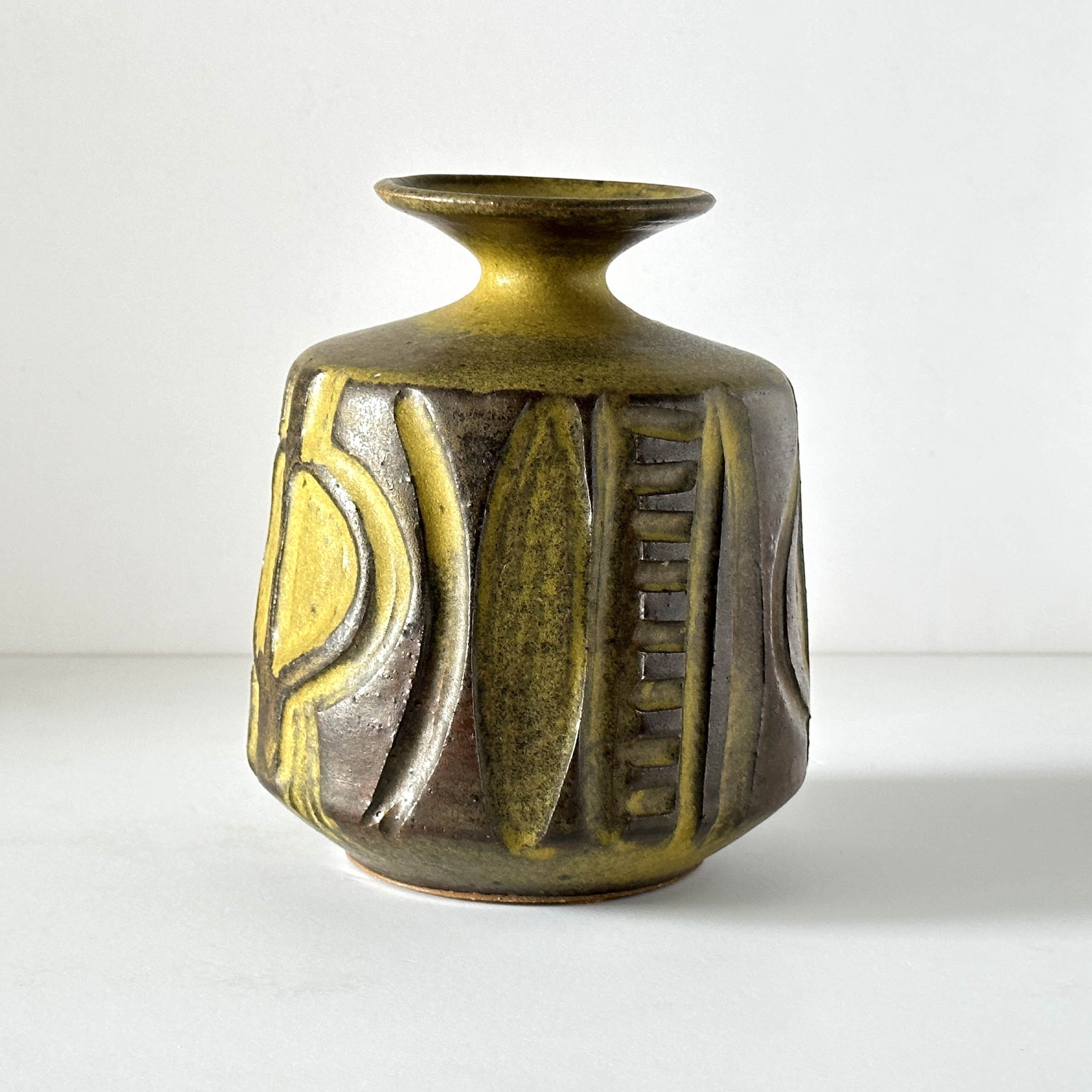 Victoria Littlejohn MCM Studio Pottery Vase-2