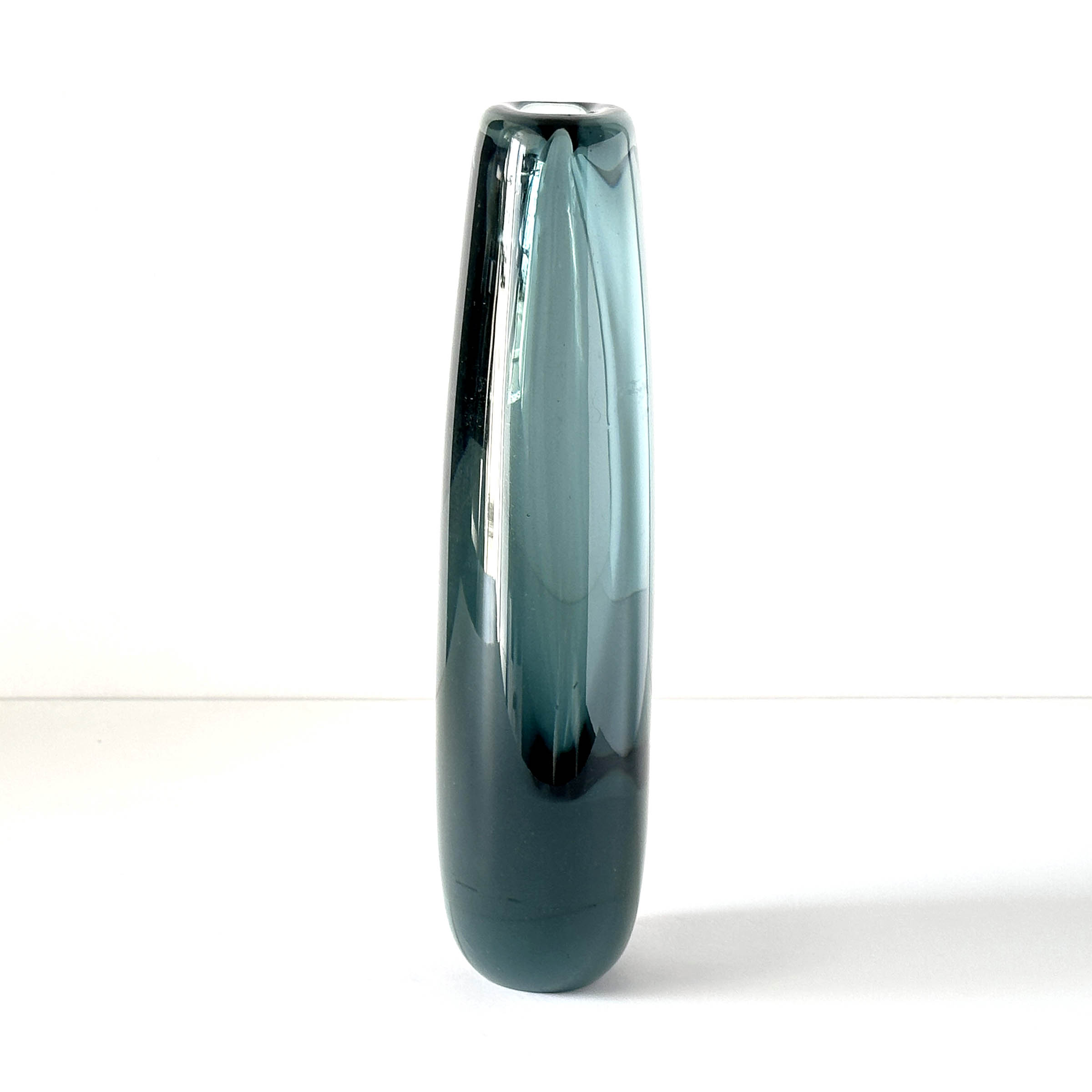 Kosta Pre-1976 Sommerso Vase-1